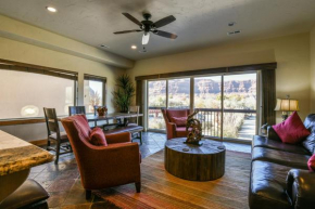 PR 20 - Luxury home with shared pool, hot tub 4 bedroom